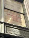 ニューヨーク　apple眼科